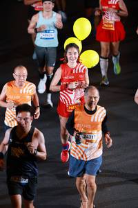 BIB: 3350, 40624, 24317
                            <button type="button" onclick="openModal(23152363)" class="btn btn-primary btn-sm float-right btn-popup" data-toggle="modal" data-target=".modal-high-quality">
                        <i class="fas fa-shopping-cart"></i> Add to Cart
                    </button>
                                            <button type="button" onclick="isThisMe(23152363, true)" class="btn btn-success btn-sm float-right btn-popup btn-isme hidden" data-toggle="tooltip" data-placement="bottom" title="นี่คือรูปของคุณใช่ไหม คลิกที่นี่เพื่อเอาเข้าอัลบั้ม">
                        <i class="fas fa-plus"></i> Add to album
                    </button>
                    <button type="button" onclick="isThisMe(23152363, false)" class="btn btn-warning btn-sm float-right btn-popup btn-isnotme hidden">
                        <i class="fas fa-ban"></i> Remove from album
                    </button>